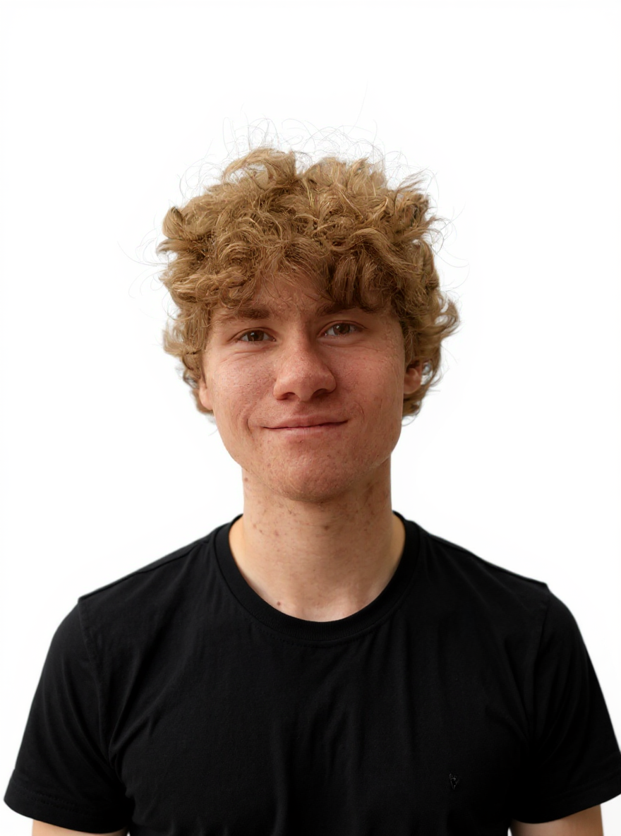 Cedric — Creative Director und Kundenkommunikation bei Media House Dresden